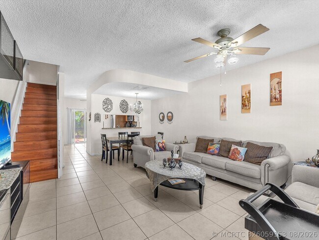 9850 NW 57th Manor