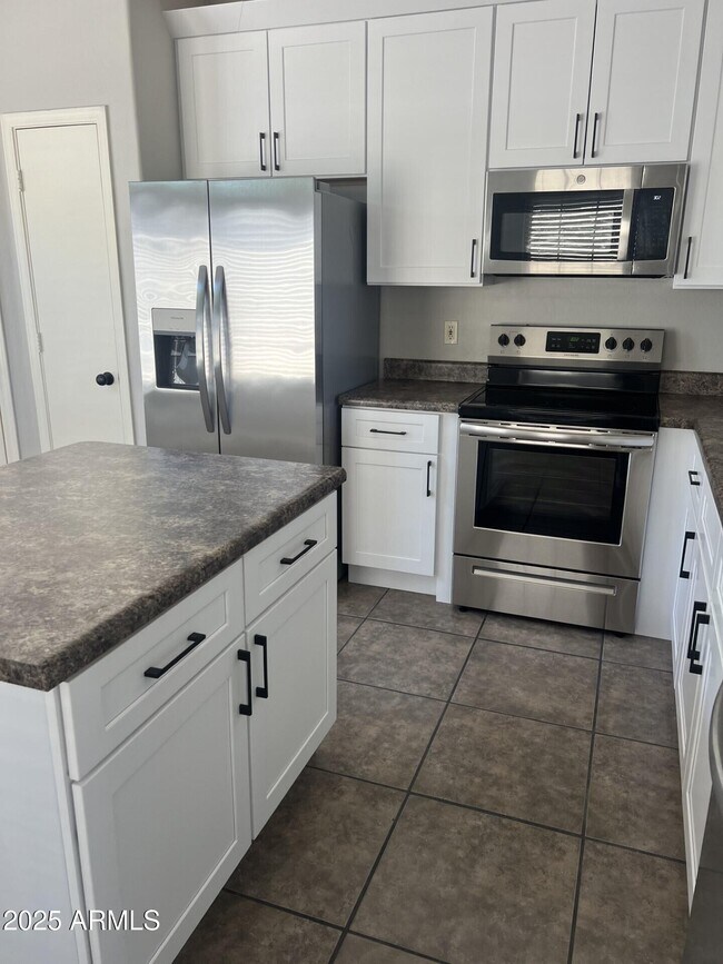 Photo - 12922 W Corrine Dr House