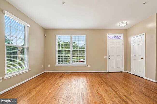 Photo - 13711 Dunbar Terrace