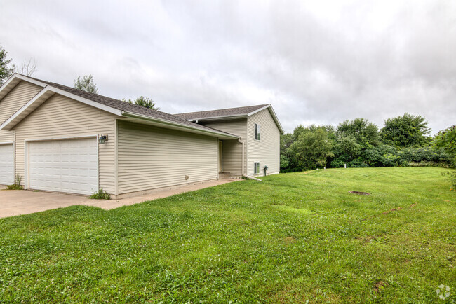 Building Photo - 15770 52nd Ave Rental