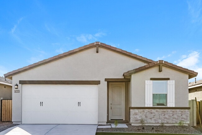 Building Photo - 6751 W Pedro Ln Rental