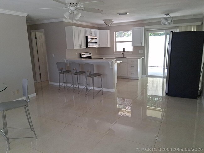 Building Photo - 212 Palmetto Dr