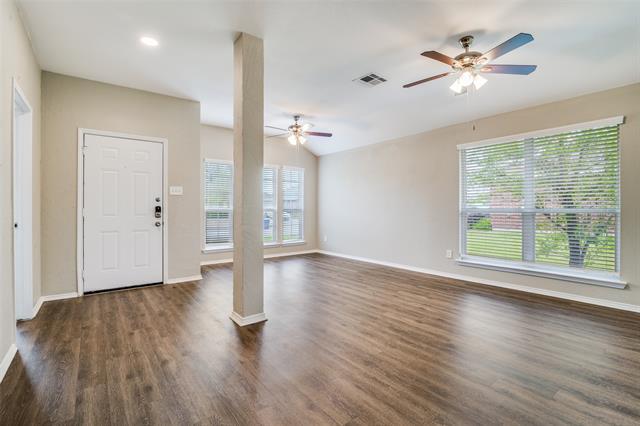 Photo - 2612 Redwood St