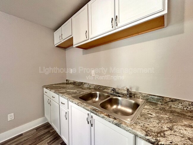 Photo - 2825 Sanford St Unidad 6