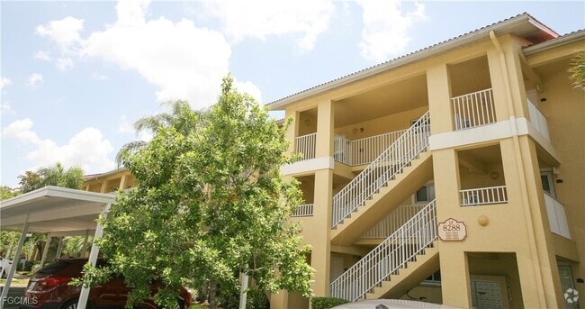 Building Photo - 8288 Key Royal Ln Unit 1432 Rental