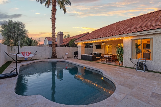 Photo - 3001 E Redwood Ln