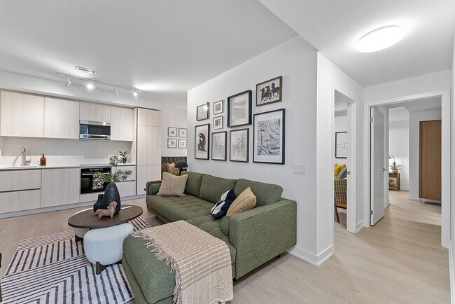 Photo - 110 Broadway Ave