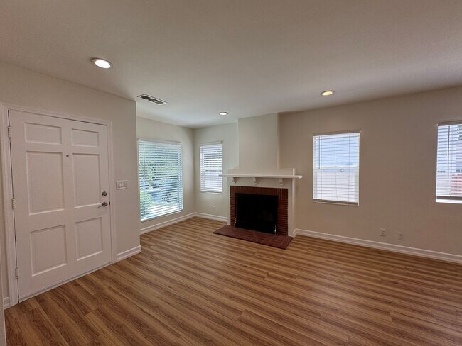 Photo - 2150 Crescent Ave