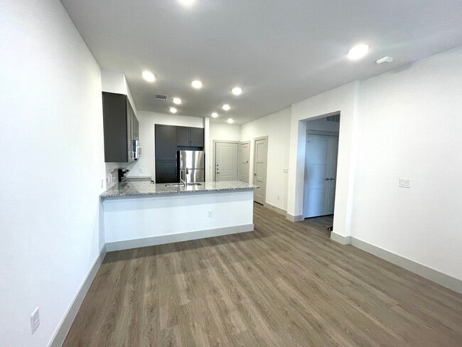 Building Photo - 4320 S Legacy Dr Unit 01102