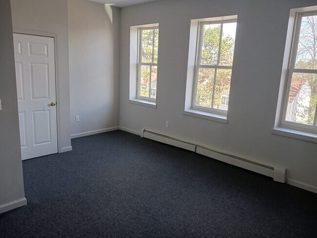 Photo - 588-612 E Main St Unit 598