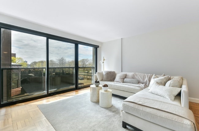 Photo - 180 Beacon St Unit 2