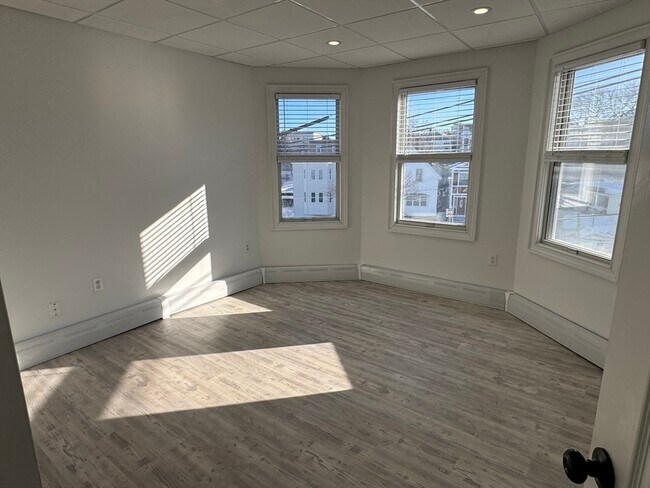 Photo - 278 E Eagle St Unit 3