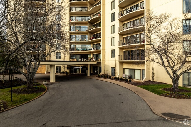 Photo - Wessex Towers Condominiums