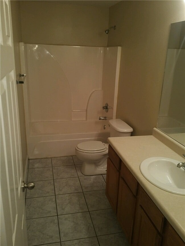 Photo - 231 Graystone Cir