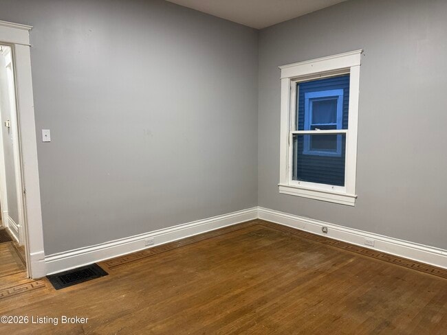 Photo - 1024 Cecil Ave