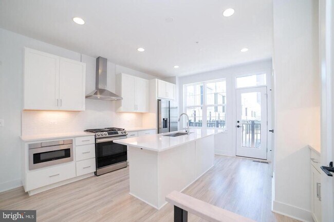 Photo - 7306 Blade Dr