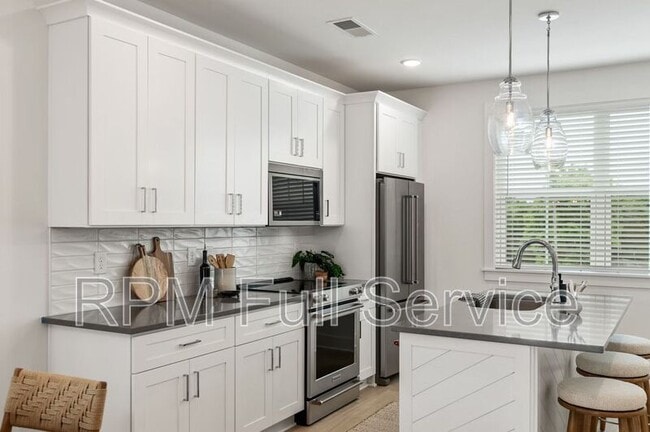 Photo - 706 N Dupont Ave