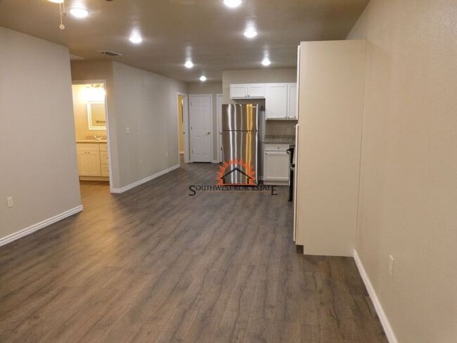 Photo - Spacious 2 bedroom 2 bath Duplex.