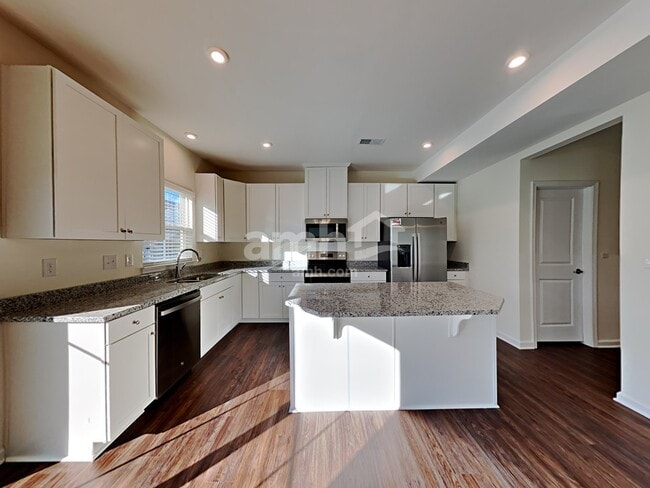 Photo - 632 Hamilton Park Dr