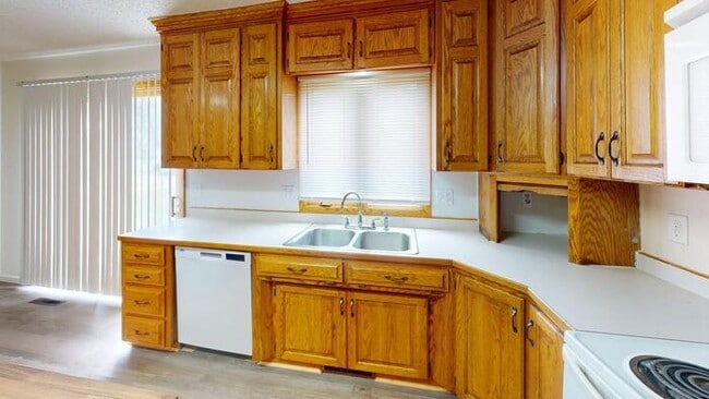 Building Photo - 331 W Indiana Ave Rental