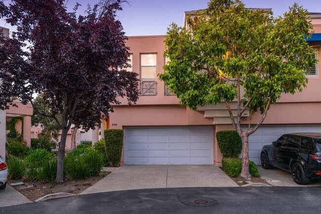 Photo - 808 Lakeshore Dr.