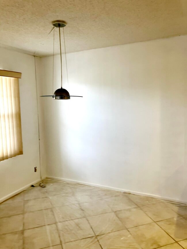 Photo - 3076 Cornwall D Unit 3076