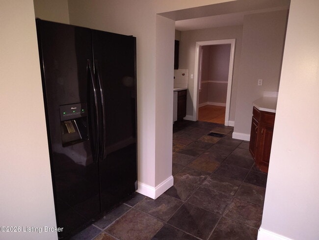 Photo - 3253 Lexington Rd