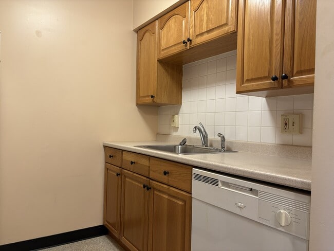 Photo - 5605 Happy Hollow Rd Unit 3