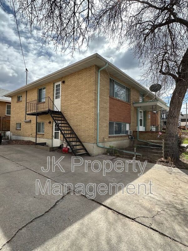 Photo - 23 11th St S Unit #01