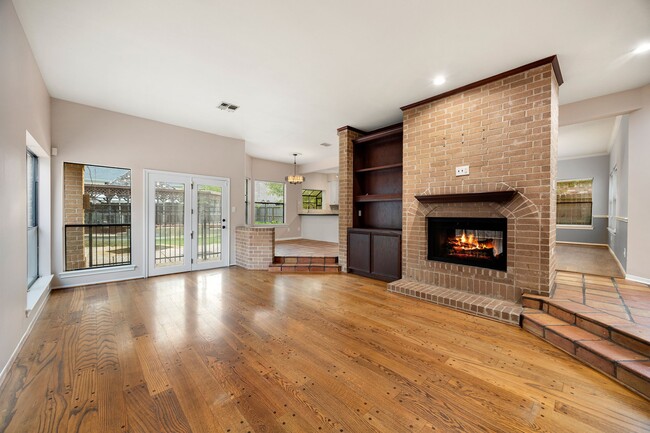 Photo - 19806 Sunbridge Ln