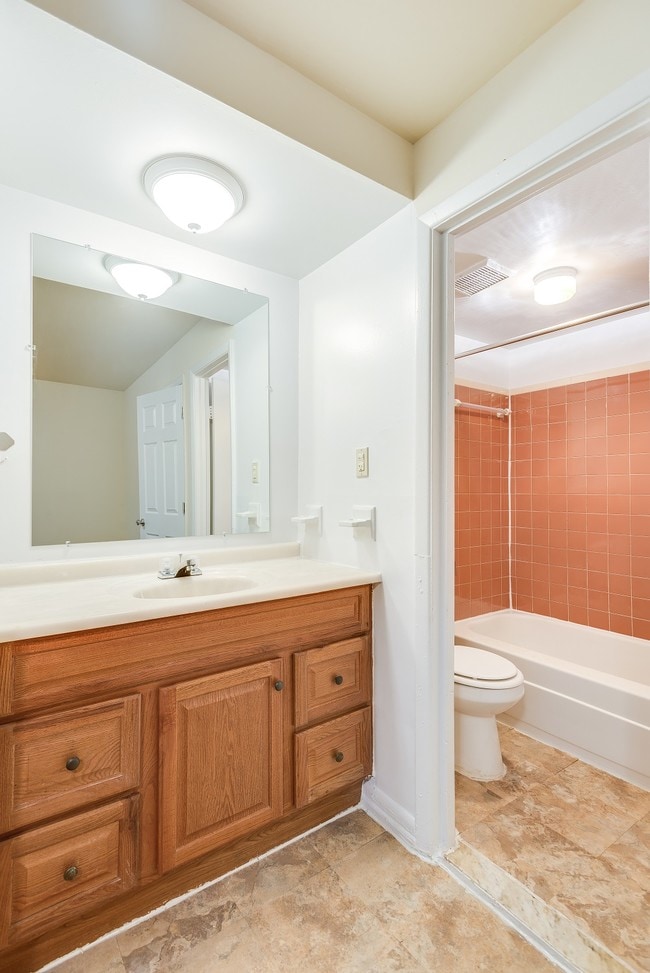 Photo - 5340 C St SE