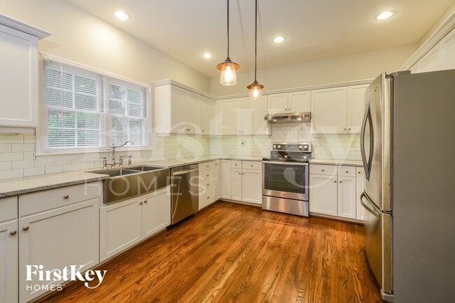 Photo - 1138 Saddlebrook Rd