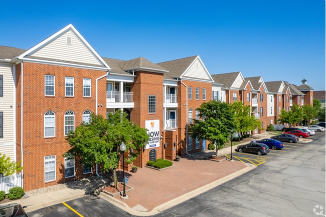 Photo - 1901 N Lincoln Ave Unit #203