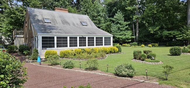 Apartment Residence - 26447 Bay Farm Rd Unit Apartment #1