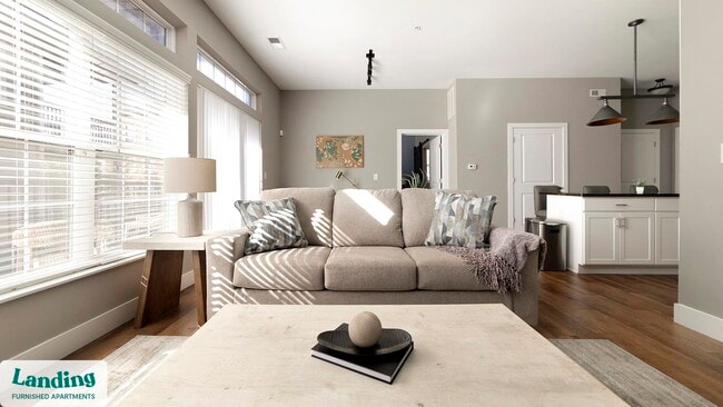 Photo - 41 E 9th Ave Apartamento Unidad 3-250.1412360