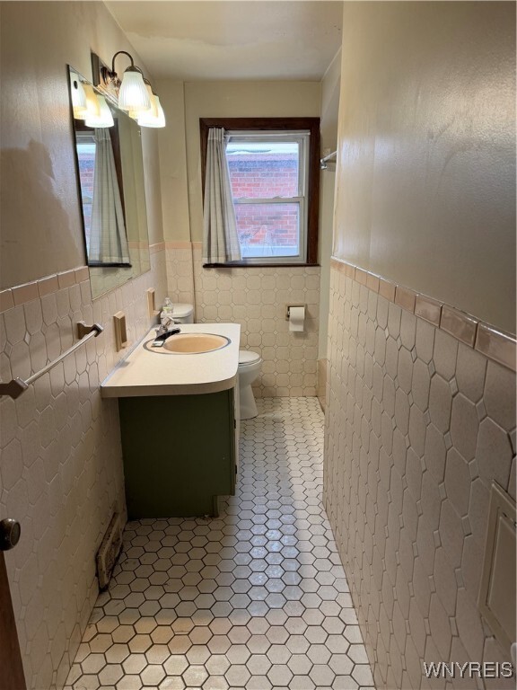 Photo - 7340 Niagara Falls Blvd