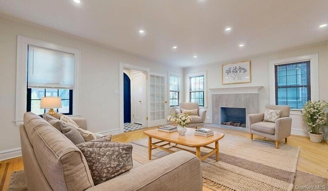 Photo - 88-37 62nd Dr