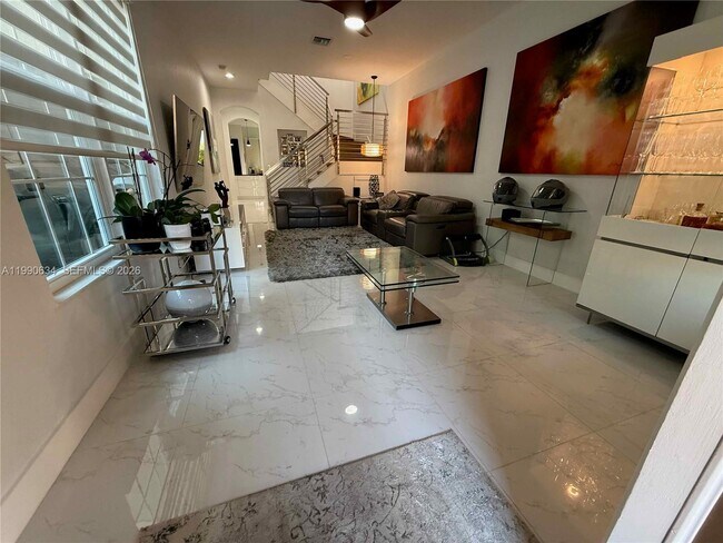 Photo - 6923 Julia Gardens Dr