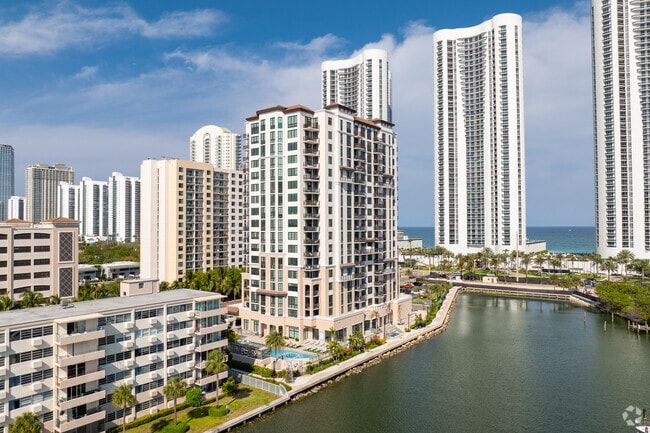 Marina Del Sol