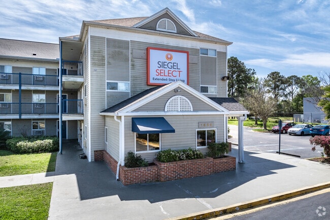 Siegel Select Jacksonville/Orange Park