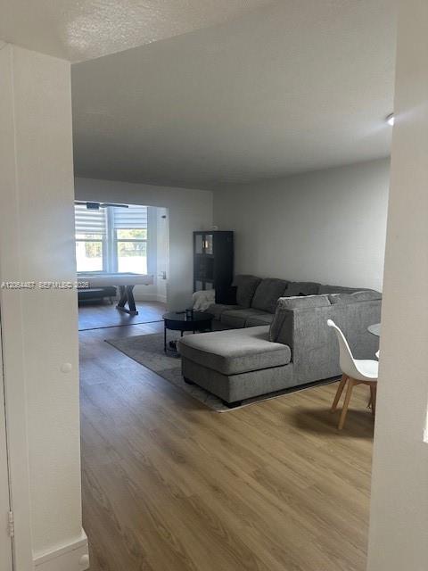 Photo - 1401 NE 191st St Unidad D214