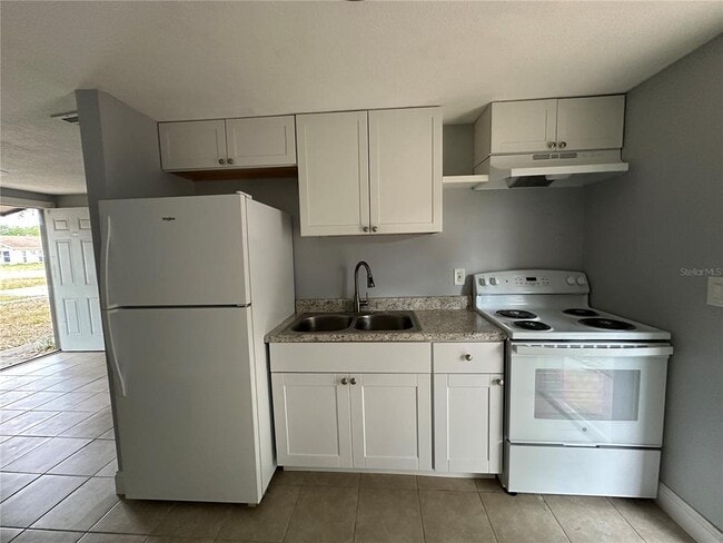 Photo - 450 88th Ave N