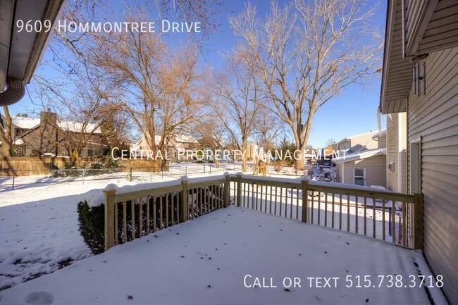 Photo - 9609 Hammontree Dr