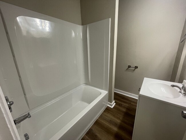 Photo - 2 bedroom 1 Bathroom Home in Marshalltown ...