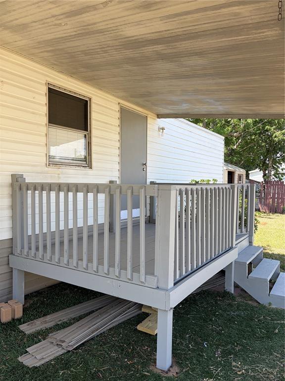 Photo - 16819 Bay Ave