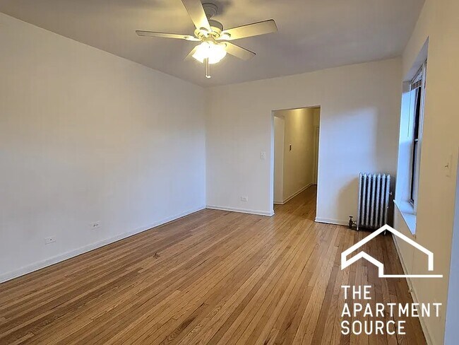 Photo - 7726 N Marshfield Ave Unidad 3A