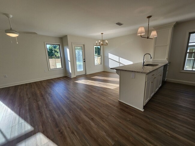 4041 Colbie Way