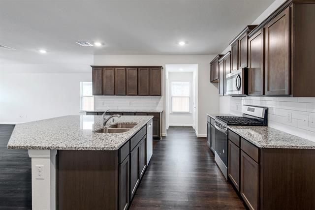 Photo - 709 Smokey Trail