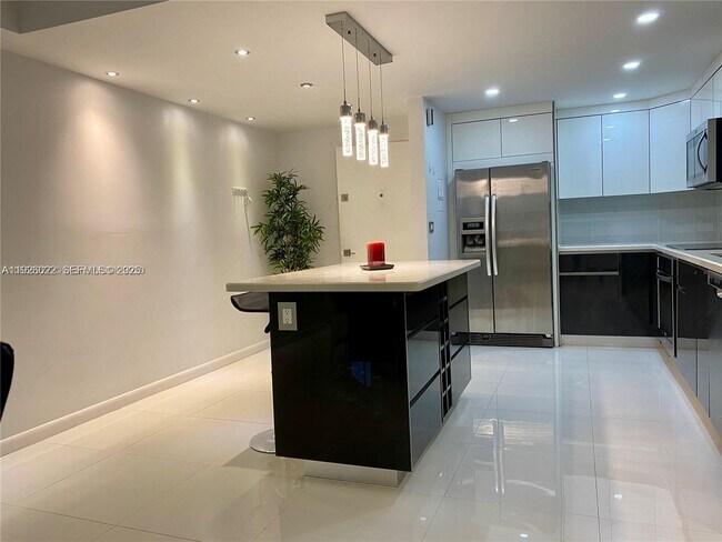 Photo - 3731 N Country Club Dr Unit 623