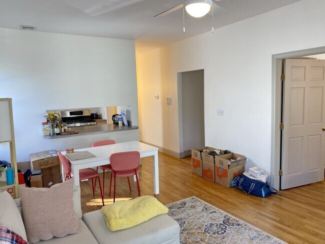 Photo - 56 Market St Unit 3